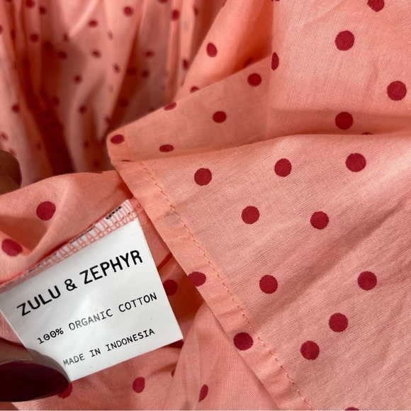 Zulu & Zephyr Voluminous Polka Dot Blouse In Coral Pink Women's Size US 2 - Picture 3 of 5